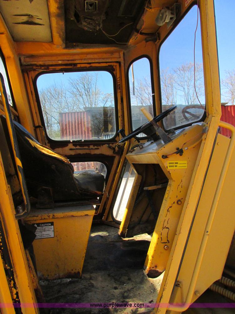 image for item E7452 Dynapac CA25PD articulated single drum vibratory roller