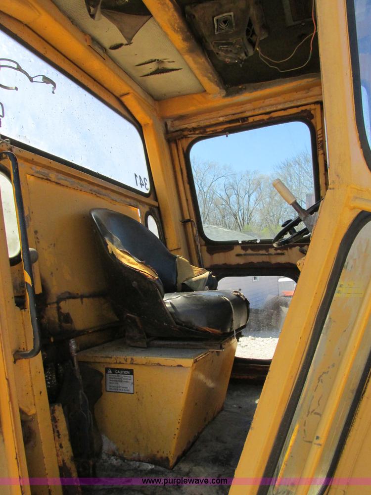 image for item E7452 Dynapac CA25PD articulated single drum vibratory roller