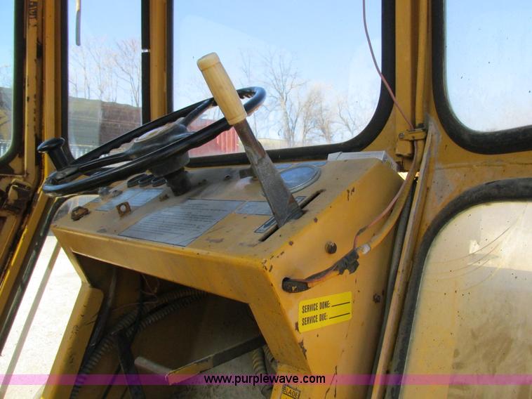 image for item E7452 Dynapac CA25PD articulated single drum vibratory roller