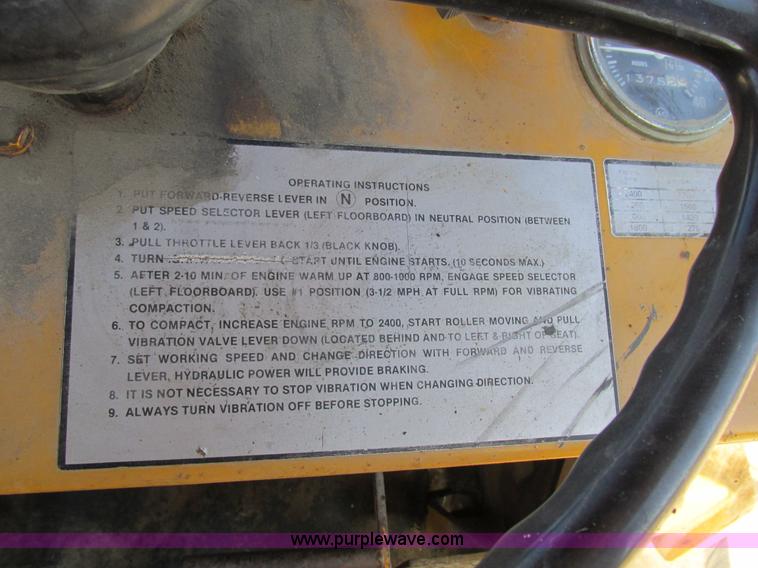 image for item E7452 Dynapac CA25PD articulated single drum vibratory roller