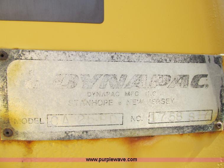 image for item E7452 Dynapac CA25PD articulated single drum vibratory roller