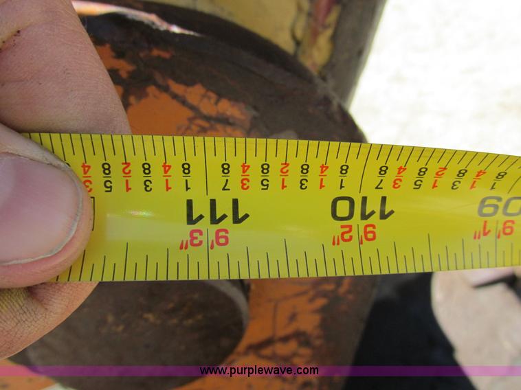 image for item E7453 1989 Caterpillar EL240B excavator