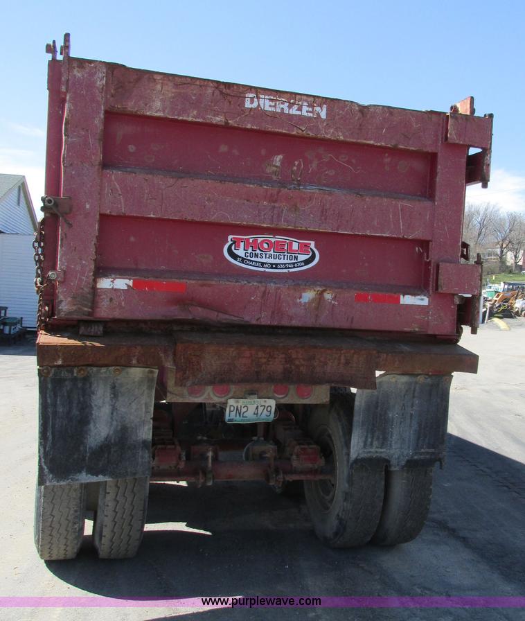 image for item E7455 2002 Dierzen Dominator barrel dump trailer