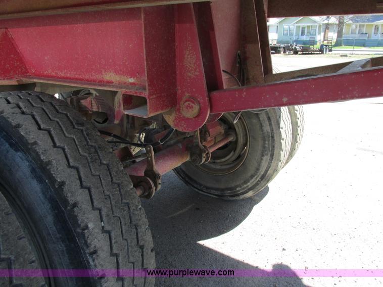 image for item E7455 2002 Dierzen Dominator barrel dump trailer