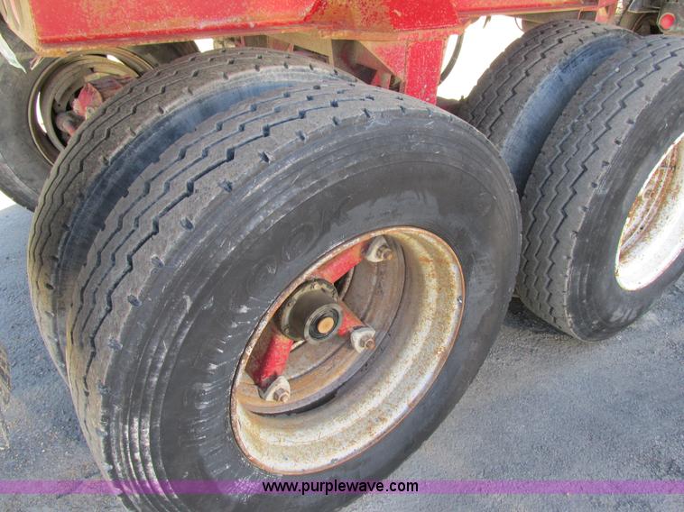 image for item E7455 2002 Dierzen Dominator barrel dump trailer