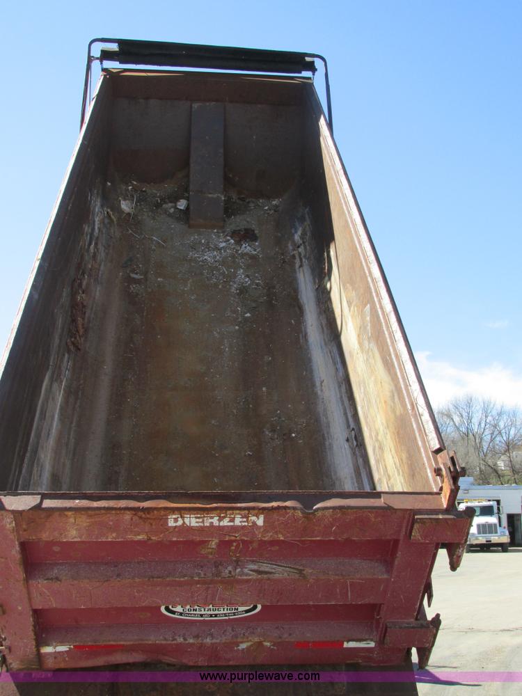 image for item E7455 2002 Dierzen Dominator barrel dump trailer
