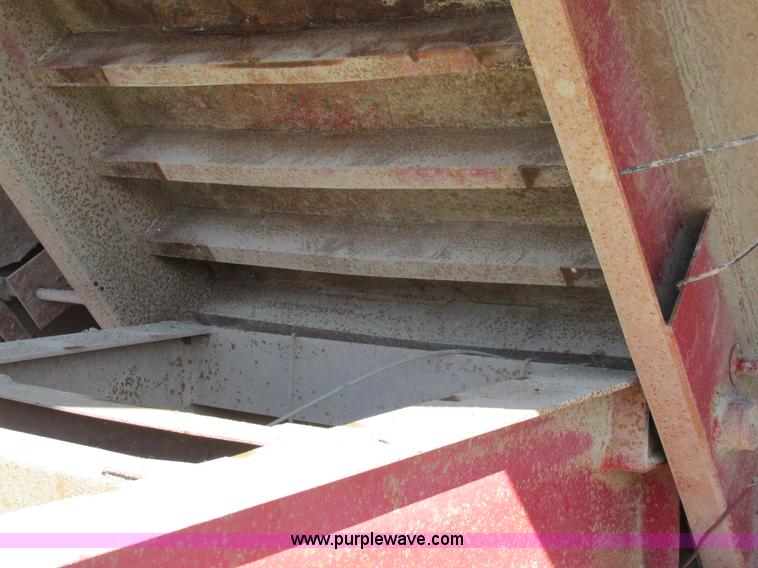 image for item E7455 2002 Dierzen Dominator barrel dump trailer