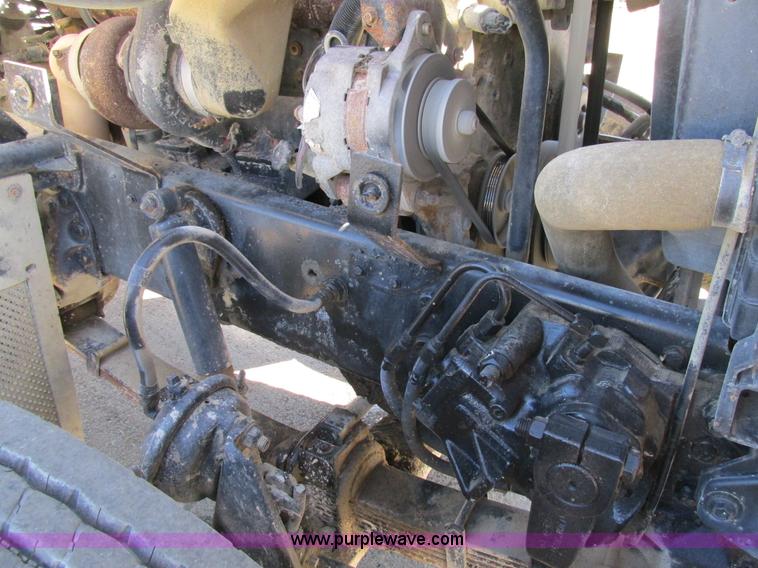 image for item E7456 1994 Ford LTL9000 semi truck