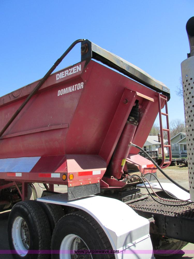 image for item E7457 2002 Dierzen Dominator barrel dump trailer