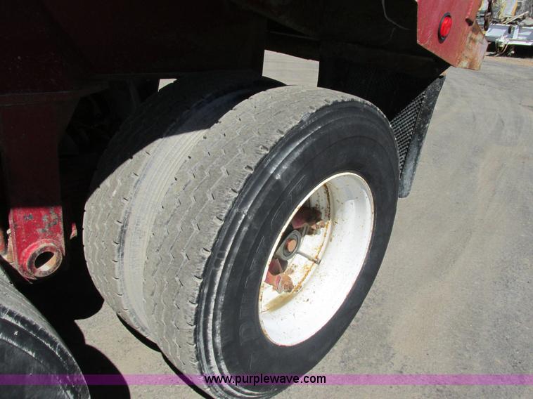 image for item E7457 2002 Dierzen Dominator barrel dump trailer