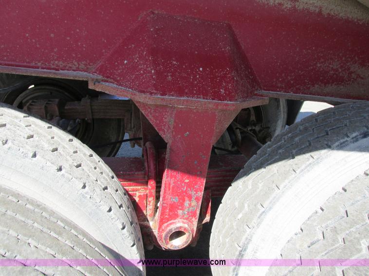 image for item E7457 2002 Dierzen Dominator barrel dump trailer