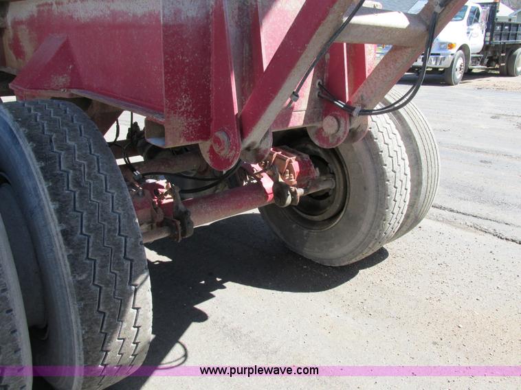 image for item E7457 2002 Dierzen Dominator barrel dump trailer