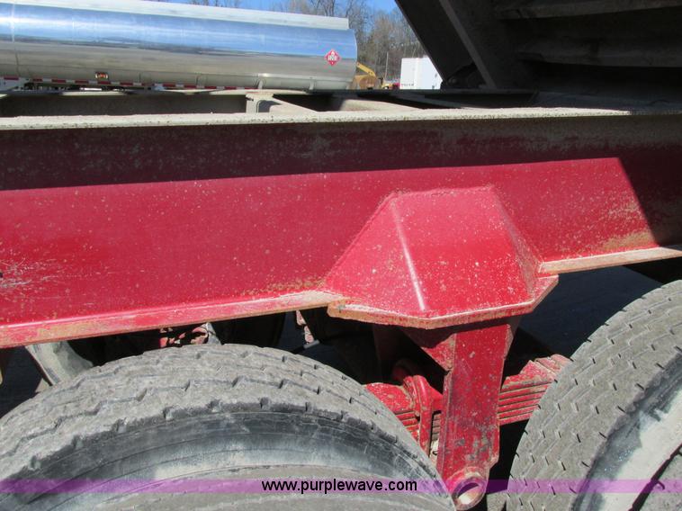 image for item E7457 2002 Dierzen Dominator barrel dump trailer