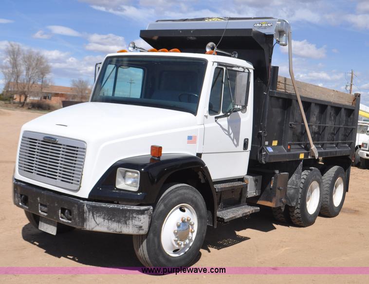 image for item F2340 1994 Freightliner FL80 dump truck