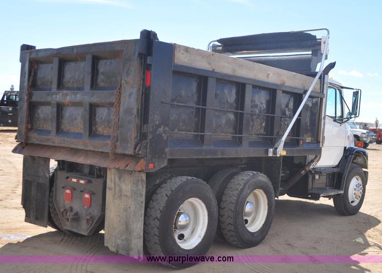 image for item F2340 1994 Freightliner FL80 dump truck