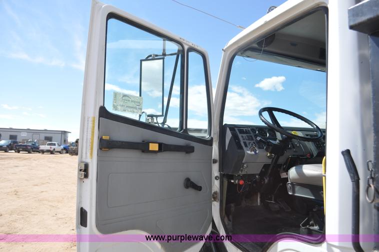 image for item F2340 1994 Freightliner FL80 dump truck