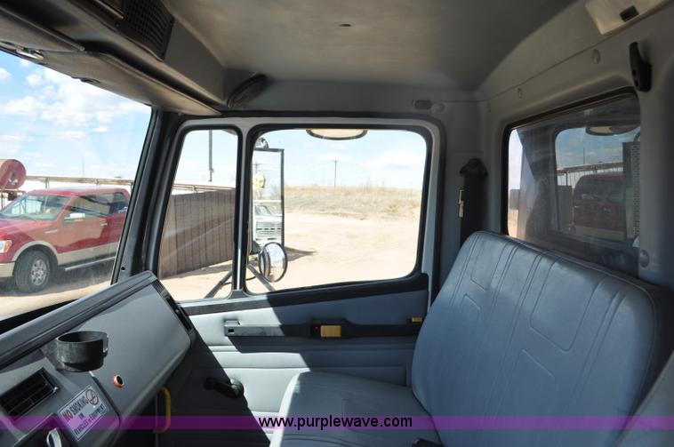 image for item F2340 1994 Freightliner FL80 dump truck