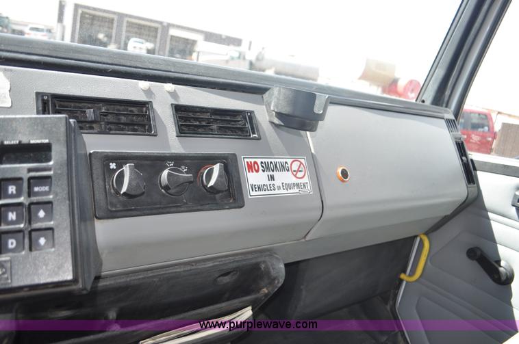 image for item F2340 1994 Freightliner FL80 dump truck