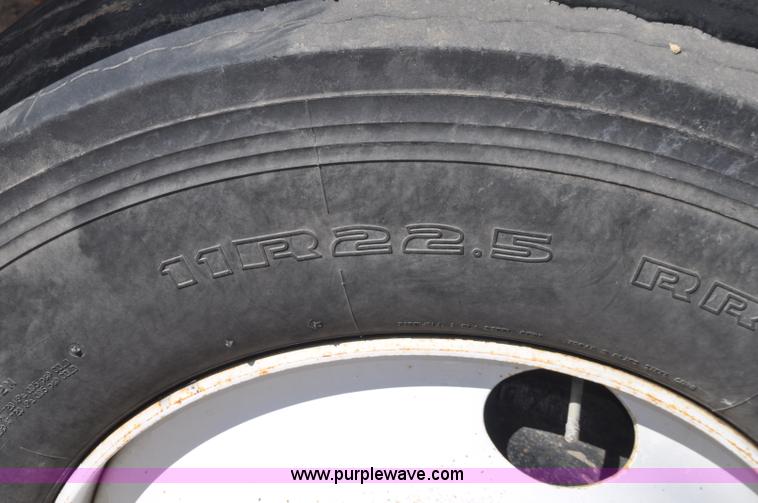 image for item F2340 1994 Freightliner FL80 dump truck