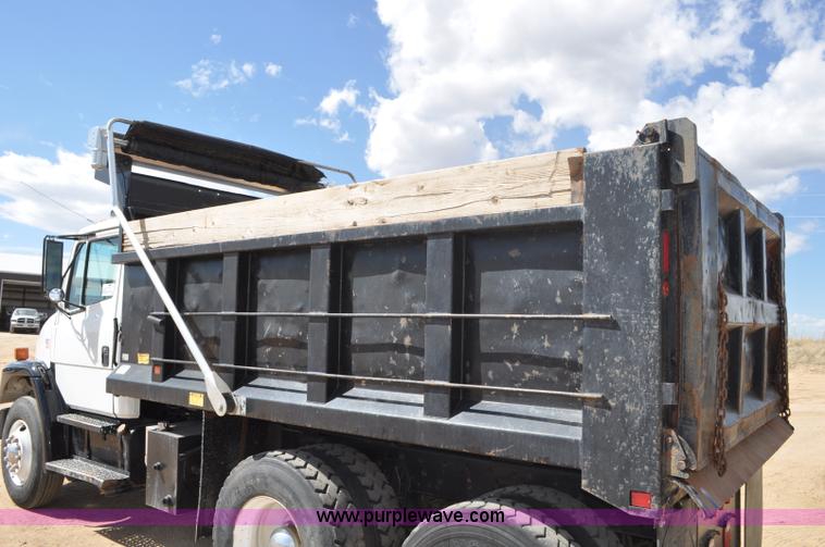image for item F2340 1994 Freightliner FL80 dump truck