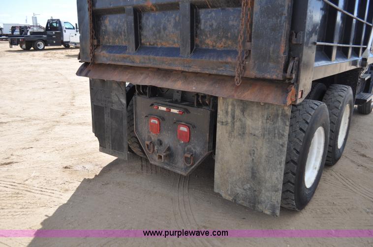 image for item F2340 1994 Freightliner FL80 dump truck