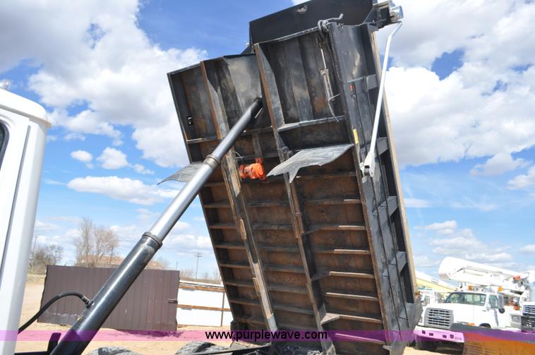 image for item F2340 1994 Freightliner FL80 dump truck