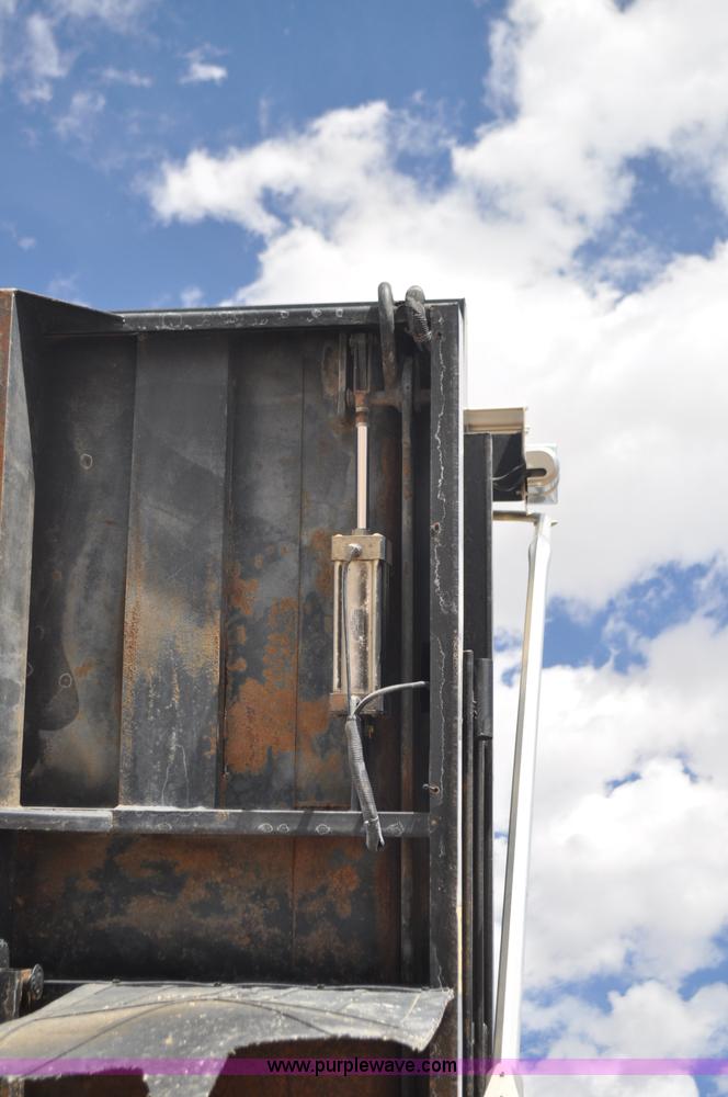 image for item F2340 1994 Freightliner FL80 dump truck