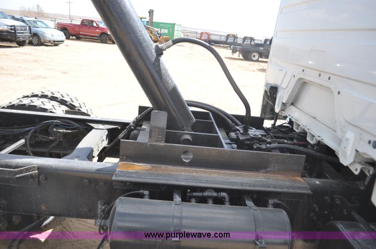 image for item F2340 1994 Freightliner FL80 dump truck