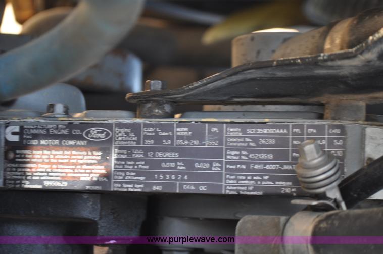 image for item F2342 1995 Ford F800 bucket truck