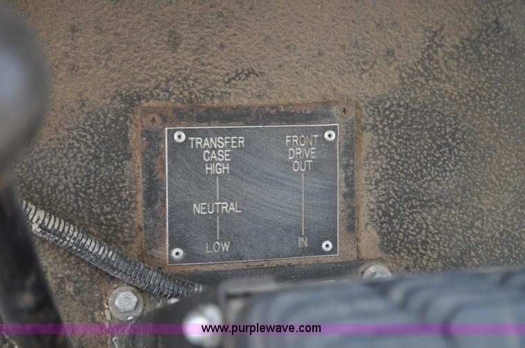 image for item F2343 1993 Ford F700 dump truck