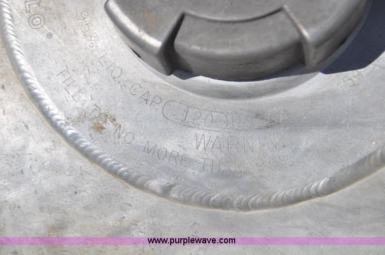 image for item F2344 1995 Freightliner FLD semi truck