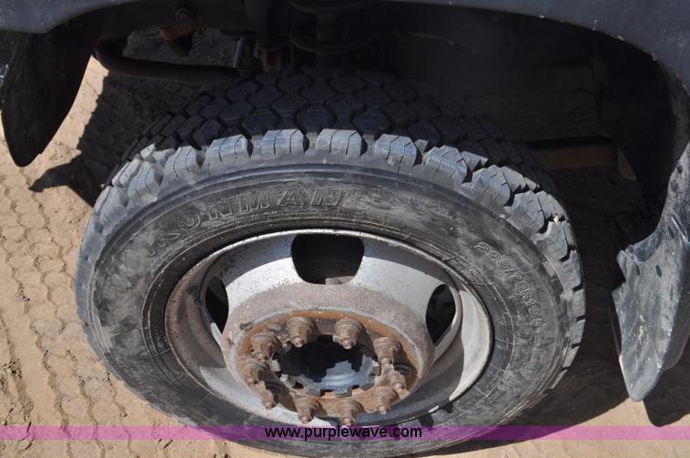 image for item F2346 2008 Dodge Ram 5500 SLT Quad Cab flatbed truck