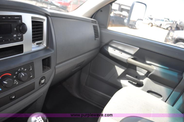 image for item F2346 2008 Dodge Ram 5500 SLT Quad Cab flatbed truck