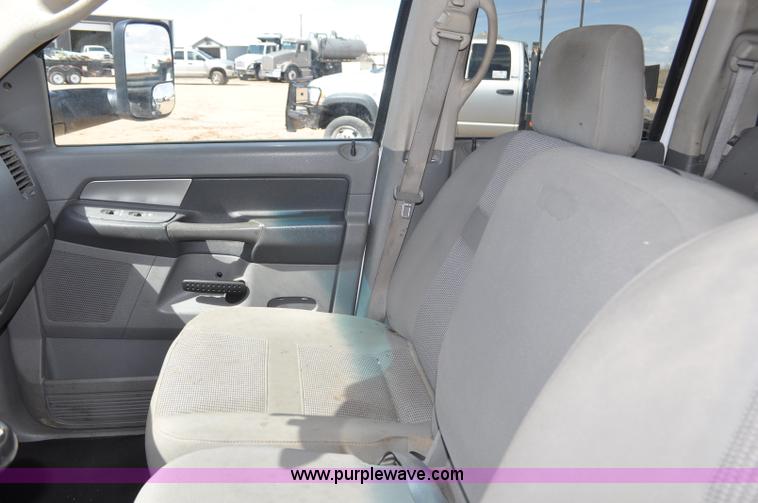 image for item F2346 2008 Dodge Ram 5500 SLT Quad Cab flatbed truck