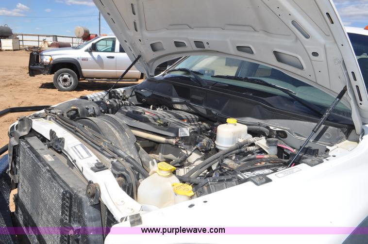 image for item F2346 2008 Dodge Ram 5500 SLT Quad Cab flatbed truck