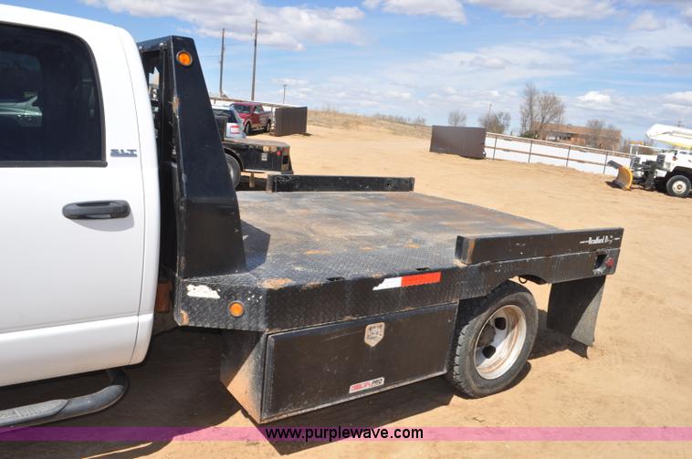 image for item F2346 2008 Dodge Ram 5500 SLT Quad Cab flatbed truck