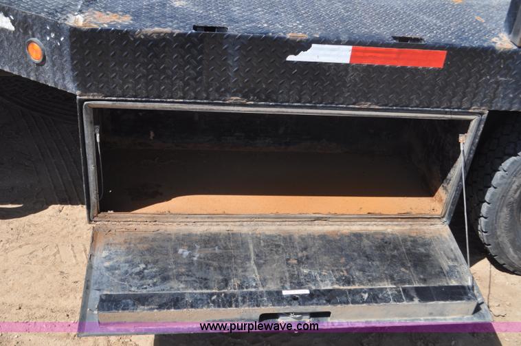 image for item F2346 2008 Dodge Ram 5500 SLT Quad Cab flatbed truck