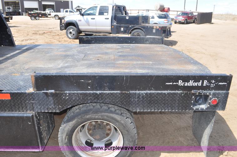 image for item F2346 2008 Dodge Ram 5500 SLT Quad Cab flatbed truck