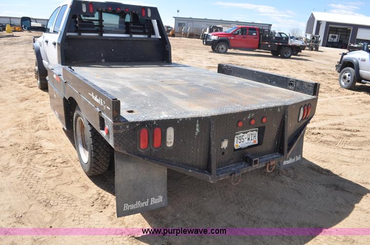 image for item F2346 2008 Dodge Ram 5500 SLT Quad Cab flatbed truck