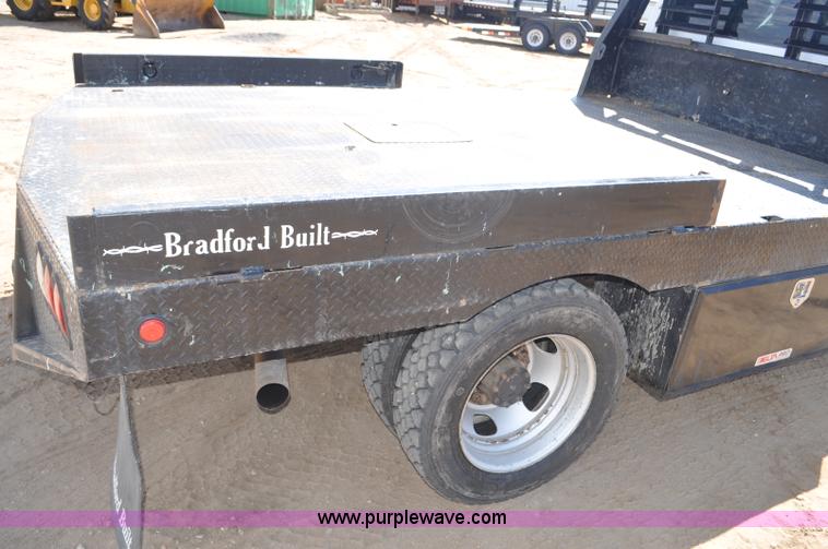 image for item F2346 2008 Dodge Ram 5500 SLT Quad Cab flatbed truck