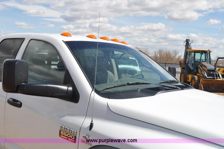 image for item F2346 2008 Dodge Ram 5500 SLT Quad Cab flatbed truck