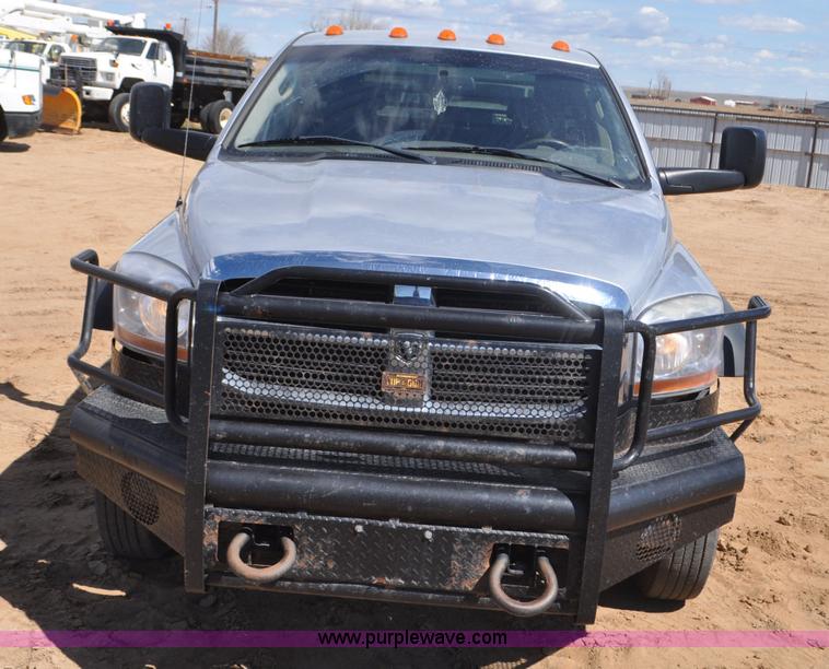 image for item F2347 2009 Dodge Ram 4500HD SLT Quad Cab flatbed truck