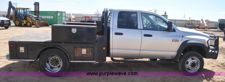 image for item F2347 2009 Dodge Ram 4500HD SLT Quad Cab flatbed truck