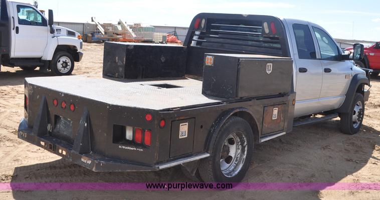 image for item F2347 2009 Dodge Ram 4500HD SLT Quad Cab flatbed truck