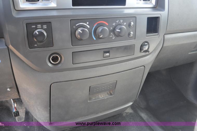 image for item F2347 2009 Dodge Ram 4500HD SLT Quad Cab flatbed truck