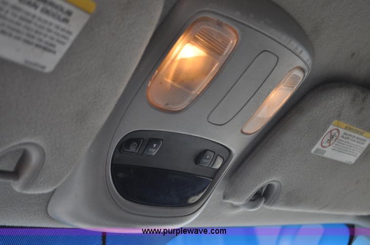 image for item F2347 2009 Dodge Ram 4500HD SLT Quad Cab flatbed truck