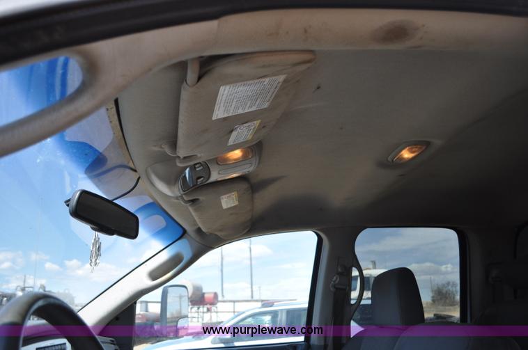 image for item F2347 2009 Dodge Ram 4500HD SLT Quad Cab flatbed truck