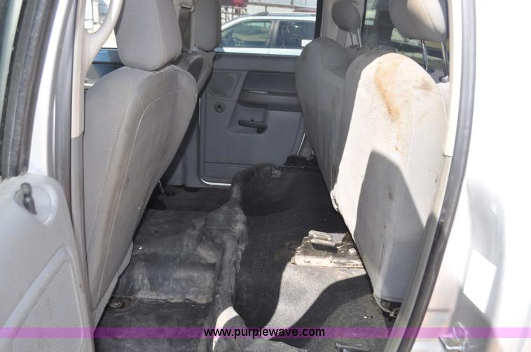 image for item F2347 2009 Dodge Ram 4500HD SLT Quad Cab flatbed truck