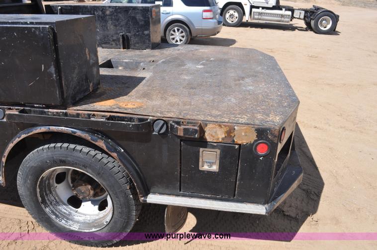 image for item F2347 2009 Dodge Ram 4500HD SLT Quad Cab flatbed truck