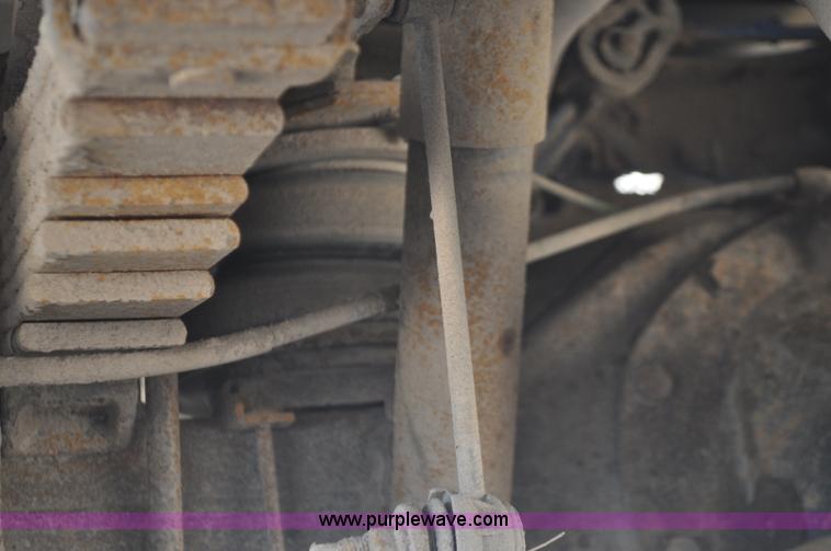 image for item F2347 2009 Dodge Ram 4500HD SLT Quad Cab flatbed truck